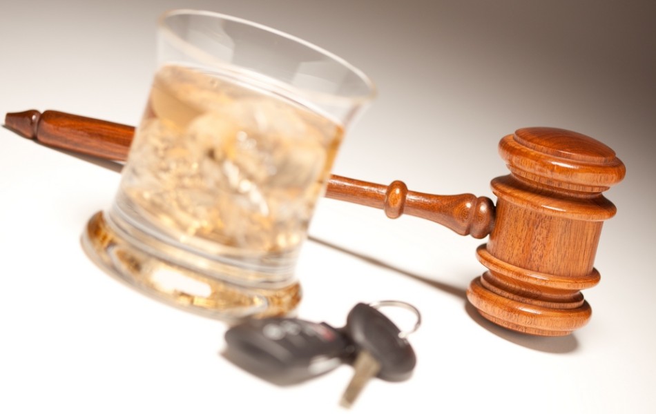 Суд после алкоголя за рулем в припаркованном автомобиле